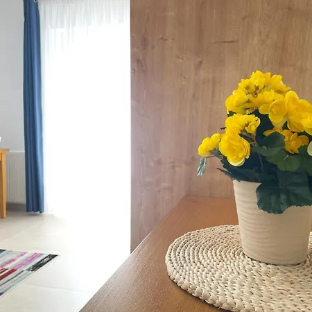 Bella Vista With Balcony