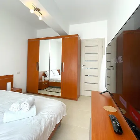 Bella Vista With Balcony * Braşov